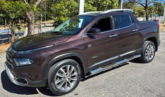 FIAT TORO 2.0 16V TURBO DIESEL VOLCANO 4WD AT9 FIAT TORO 2.0 16V TURBO DIESEL VOLCANO 4WD AT9